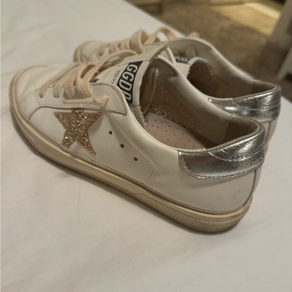 Girls Golden Goose Sneakers - Picture 4 of 5